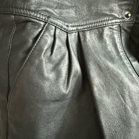 Vintage black high waist Leather Pants - Picture 7 of 11